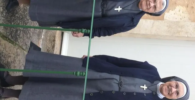 photo  sœur marie du rosaire et sœur marie-reine.  &copy;  le maine libre 