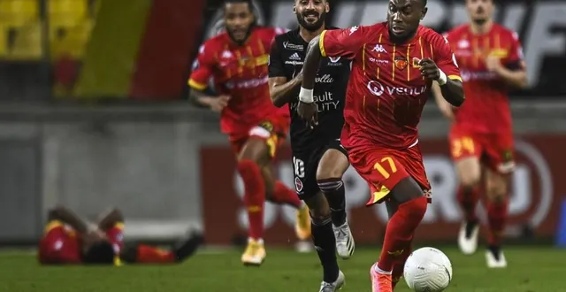 photo  bendjaloud youssouf bénéficie d’un temps de récupération après son épisode victorieux des éliminatoires de la can.?  &copy;  archives le maine libre – denis lambert 