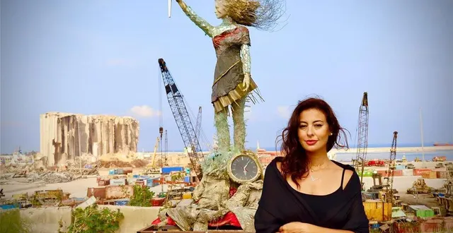 photo  les élèves de ce2-cm1 se sont intéressés au travail de hayat nazer qui, au travers de cette statue, qui vise à redonner de l’espoir au liban, essaie d’aider et de réparer les choses à travers l’art.  &copy;  hayat nazer 
