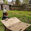 photo  après la confection d’un hôtel à insectes, la mise en activité d’un composteur, les jeunes bénéficiaires de l’accueil de loisirs s’organiseront pour créer un jardin. 