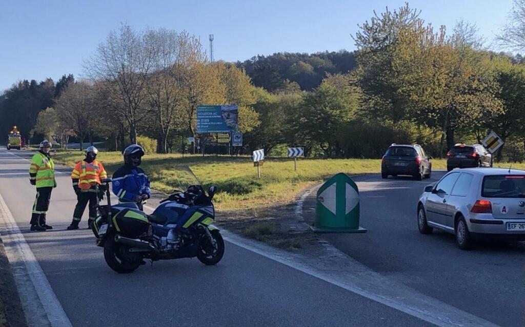 Moustoir Ac Le Poids Lourd Prend Feu Sur La Rd767 Une Déviation En