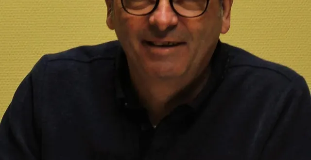 photo  le président du club des loisirs, didier javel, organisateur du festival des vins et de gastronomie.  &copy;  ouest-france 