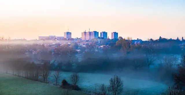 photo  à cholet, couleurs pastel et brume matinale.  &copy;  co – david rautureau 