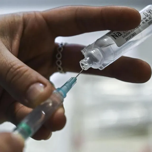 photo les centres utilisent des vaccins à arn messager, quasiment tous le pfizer-biontech. à noter que le futur vaccinodrome du mans délivrera aussi les vaccins moderna et astrazeneca.  ©  archives le maine libre – denis lambert