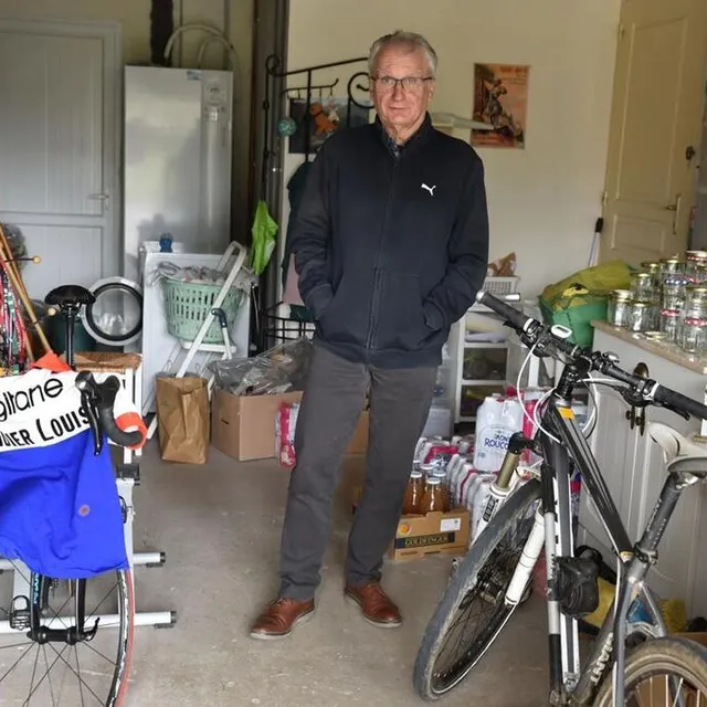 photo arsène maulavé, dans son garage, début mars 2021.  ©  joseph thouin