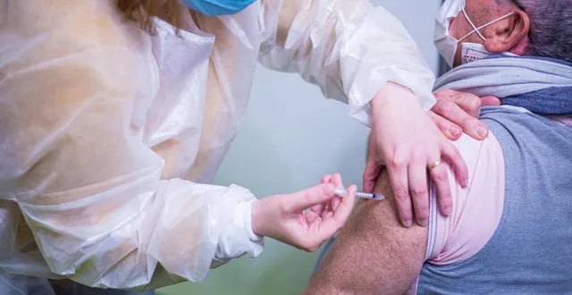 photo  la prise de rendez-vous pour se faire vacciner n’est pas simple pour tout le monde.  &copy;  photo le maine libre clément szczucsynski 