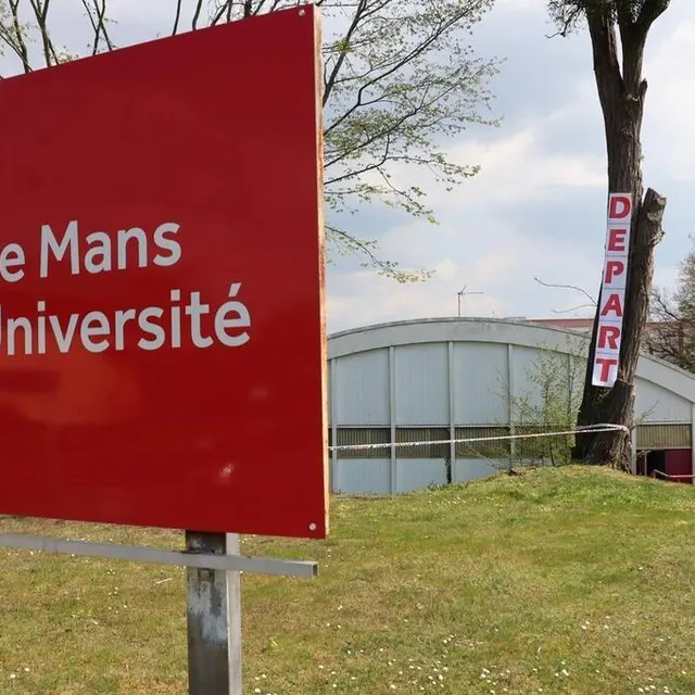 photo le départ, près des halles sportives.  ©  ouest-france