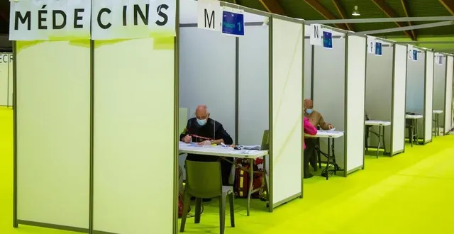 photo  à la rotonde, faute de doses, les 25 lignes ne peuvent pas être ouvertes.  &copy;  le maine libre – clément szczuczynski 