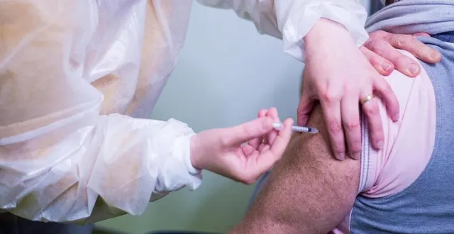 photo  en sarthe, le taux d’incidence reste encore très important. mardi, le grand centre de vaccination a ouvert au mans.  &copy;  le maine libre – clément szczuczynski 