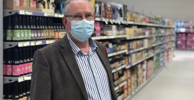 photo  luc de legge est le directeur de l’hypermarché auchan de maine street à ruaudin.  &copy;  le maine libre 