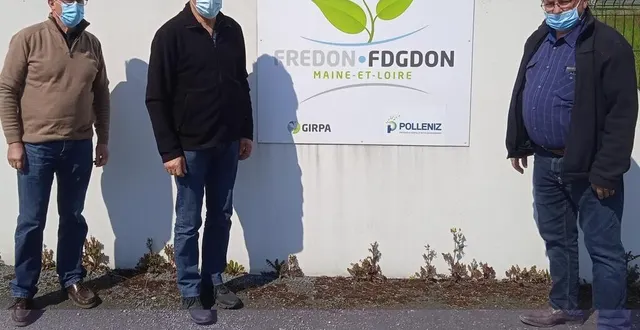 photo  raymond vincent, président départemental, au centre, aux côtés de claudemesnard, trésorier, et de bertrand saget, vice-président.  &copy;  ouest-france 