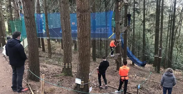 photo  à côté de falaise, le parc accrobranche de la roche d’oëtre a rouvert ce samedi 1er mai 2021.  &copy;  ouest-france 