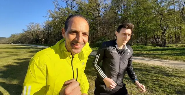 photo  mohamed serbouti se prépare à courir 40 minutes avec un compagnon de jogging, mickaël tisserandet, à l’arche de la nature au mans (sarthe).  &copy;  ouest france 