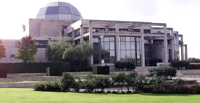 photo  l’hôtel de région des pays de la loire, à nantes, siège d’une collectivité dont l’existence est remise en cause par une association et deux collectifs.  &copy;  archives ouest-france 