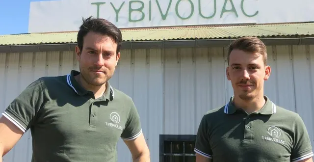 photo  rorthais, 27 avril. les deux cogérants jimmy lugaz et rodolphe duranceau, ont créé tybivouac.  &copy;  co – dominique cadu 