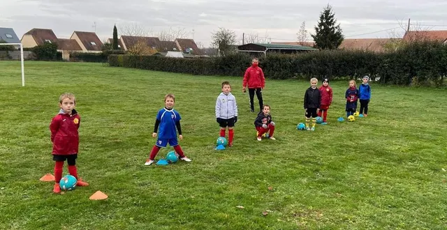 photo  l’école de foot reste primordiale pour l’avenir du football club de louplande.  &copy;  le maine libre 