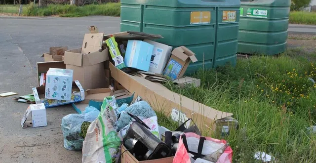 photo  le lieu a des allures de déchetterie sauvage.  &copy;  le maine libre 