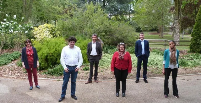 photo  les premiers sur la liste écologie ensemble, solidaire et citoyenne  &copy;  . liste écologie ensemble 