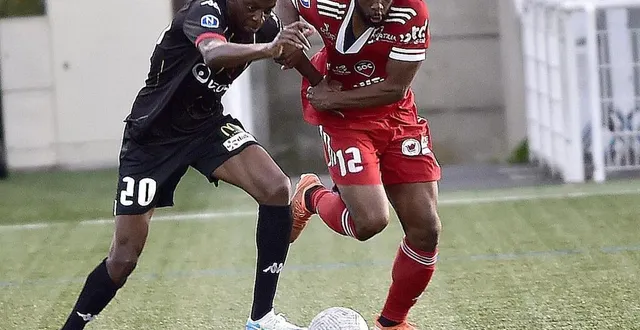 photo  ibrehima coulibaly à la lutte nianankoro doumbia  &copy;  photo etienne lizambard© 