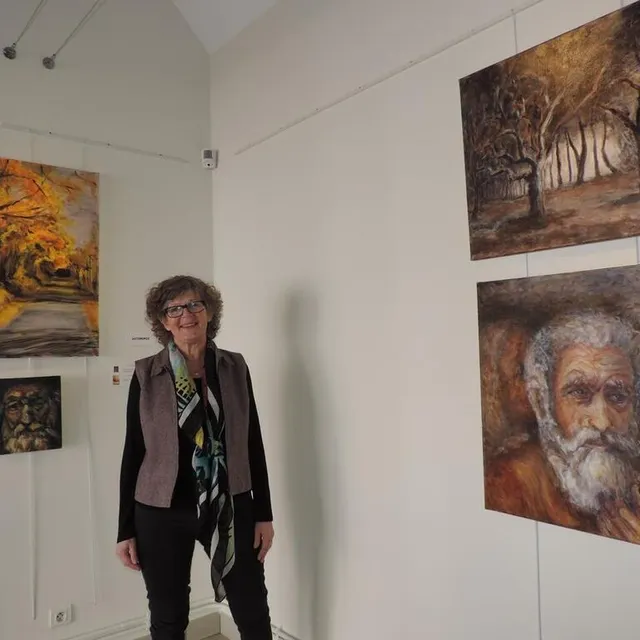 photo les conférences illustreront les peintures de suzanne tellier.  ©  ouest-france