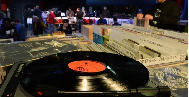 photo  une bourse aux vinyles est organisée le dimanche 13 juin.  &copy;  archives le courrier de l’ouest – laurent combet 