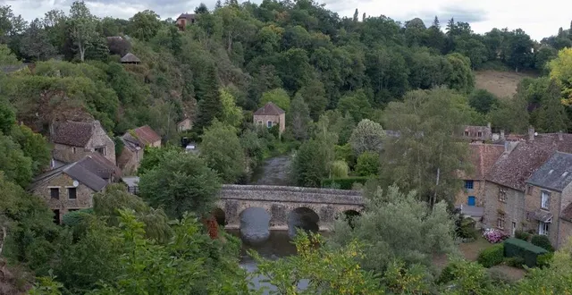 photo  ce village de 120 habitants a accueilli nombre de peintres au xixe siècle, dont jean-baptiste camille corot.  &copy;  jérémie faro, ouest-france 
