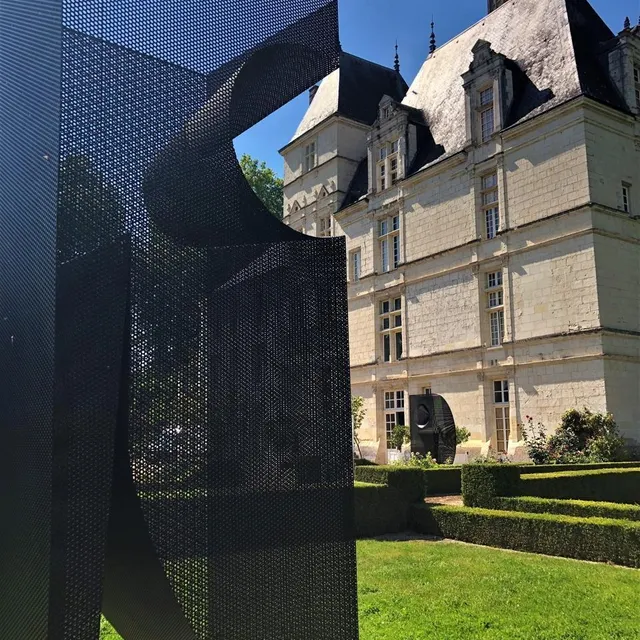 photo jeu de formes au jardin.  ©  ouest-france