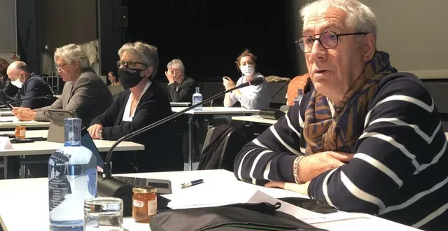 photo  yves calippe a défendu deux délibérations permettant d’aider l’intégration sociale des migrants primo-arrivants.  &copy;  le maine libre 