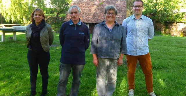 photo  de g. à d. : élodie simon, suppléante, dominique colombel et patricia bouvier, candidats, jean-baptiste poirrier, suppléant.  &copy;  le maine libre 