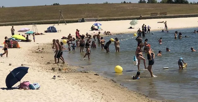 photo  la monnerie hisse le pavillon bleu depuis 2015  &copy;  archive le maine libre 