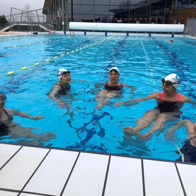 photo le bassin extérieur de la piscine de sablé est d’ores et déjà ouvert.  ©  archives ouest-france