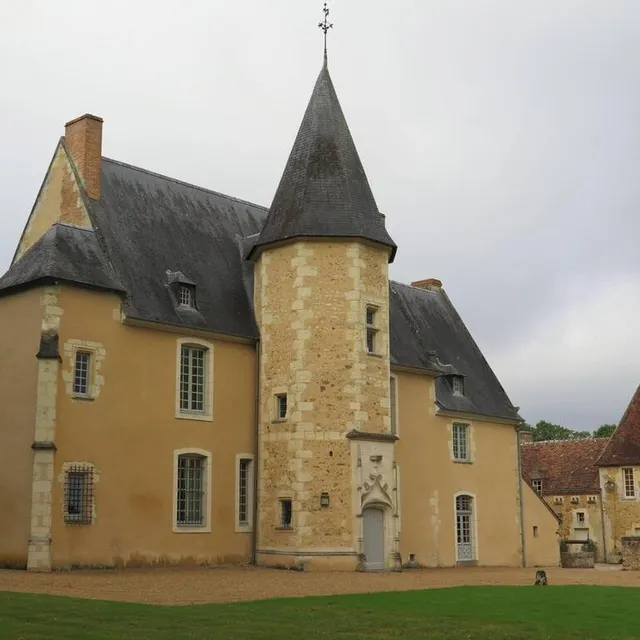 photo le manoir de dehault est ouvert à la visite l’été, sur demande.  ©  archives le maine libre