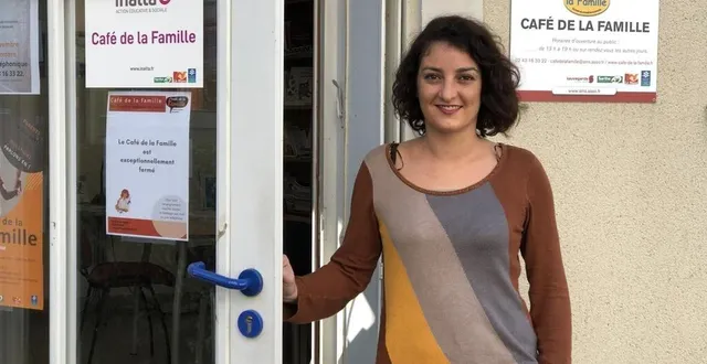 photo  le mans, mardi 3 novembre 2020. marika azzam, conseillère en économie sociale et familiale au café de la famille, va organiser des échanges entre parents en visioconférence.  &copy;  photo le maine libre 