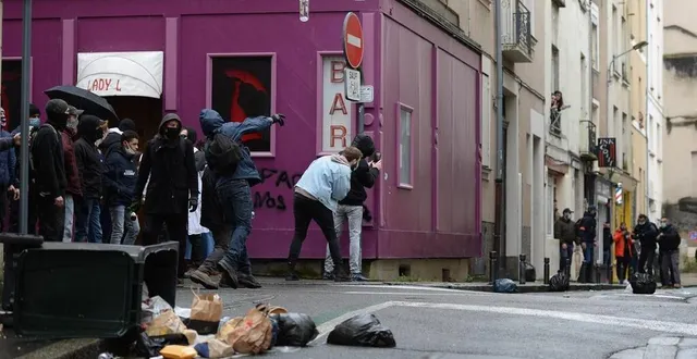 photo  fin janvier 2021, des échauffourées avaient éclaté rue du cornet à angers, près du local de l’alvarium.  &copy;  archives co – josselin clair 