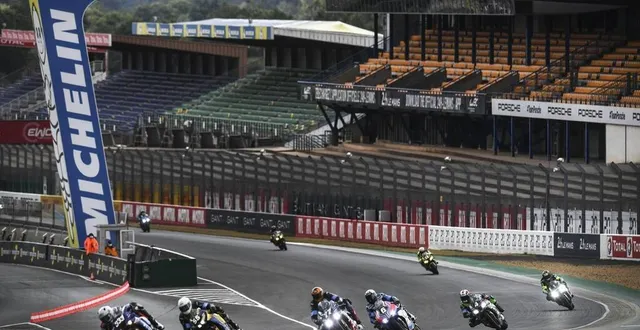 photo  50 machines prendront part à la 44e édition des 24 heures motos le 12 juin prochain.  &copy;  le maine libre – denis lambert 