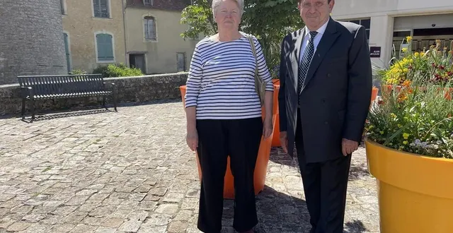 photo  anne-marie fouquet et gilbert zentar se présentent pour la première fois aux élections départementales, sous les couleurs du rn.  &copy;  le maine libre 