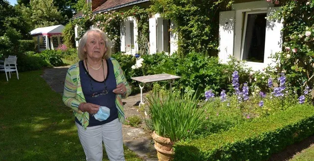 photo  jacqueline trubert est intarissable sur son jardin.  &copy;  le maine libre 
