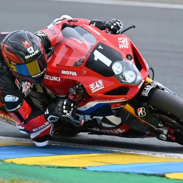 photo journée prolifique pour les hommes de damien saulnier, au sert.  ©  daniel fouray