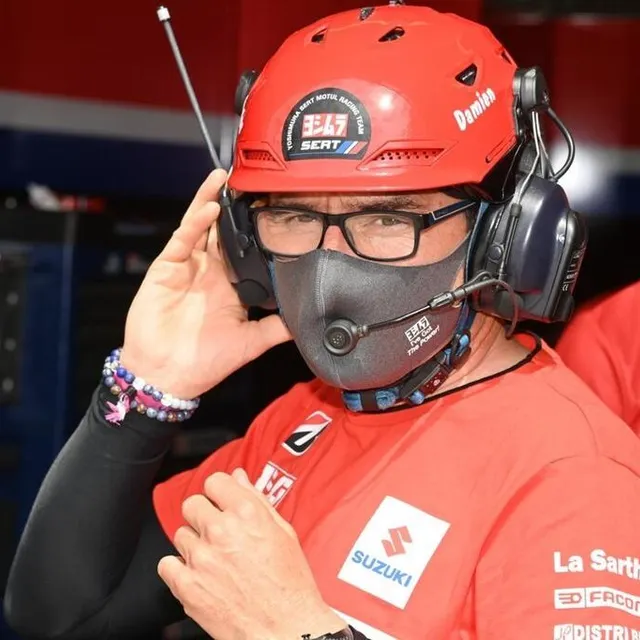 photo journée prolifique pour les hommes de damien saulnier, au sert.  ©  daniel fouray