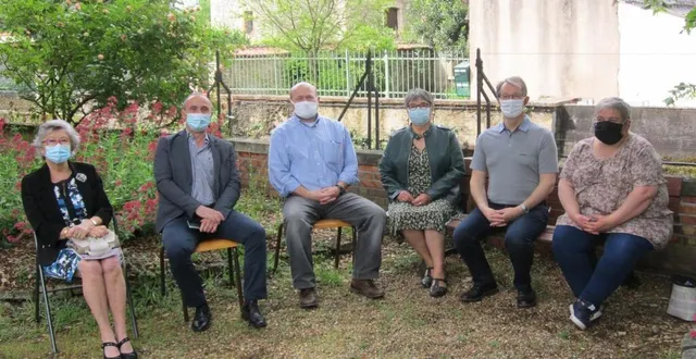 photo  les auteurs du numéro 10 de patrimoine et culture en perche sarthois, la revue de la société du pays fertois.  &copy;  le maine libre 