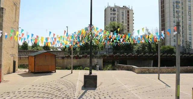 photo  la guinguette des bords de sarthe est prête à ouvrir ses portes, au parc de la providence, à alençon.  &copy;  ouest-france 