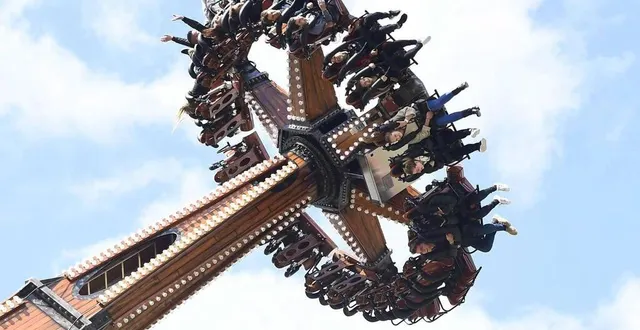 photo  le parc d’attractions papea va retrouver le public après des mois de fermeture.  &copy;  archives le maine libre yvon loué 