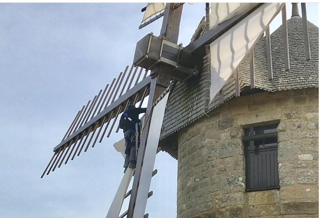 Moulin à farine de blé noir - Photo de Moulin de la Falaise, Batz