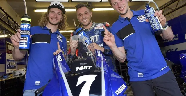 photo  hanika, fritz et canepa ont signé la deuxième pole de rang en sarthe pour la yamaha du yart.  &copy;  jerome fouquet/ouest-france 