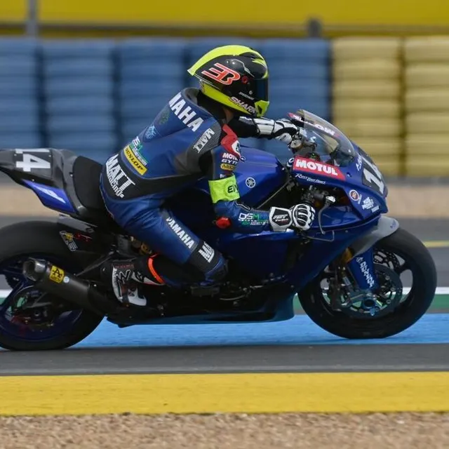 photo #14. maco racing. slovaquie. yamaha yzf- r1 // formula ewc. boulom enzo. france.  ©  daniel fouray / ouest-france