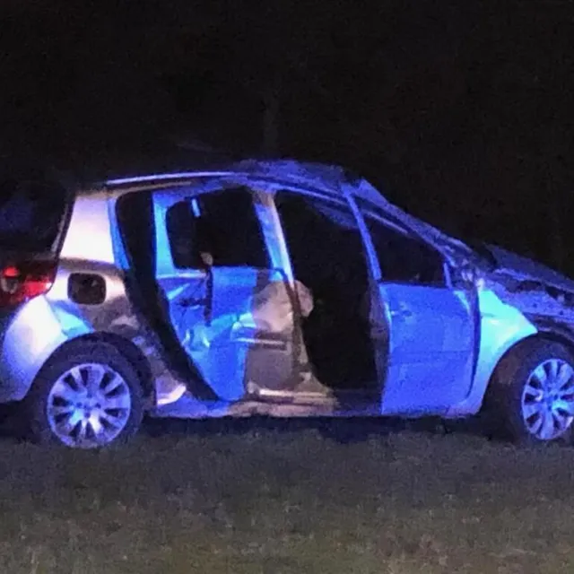 photo le véhicule a fait plusieurs tonneaux  ©  ouest-france