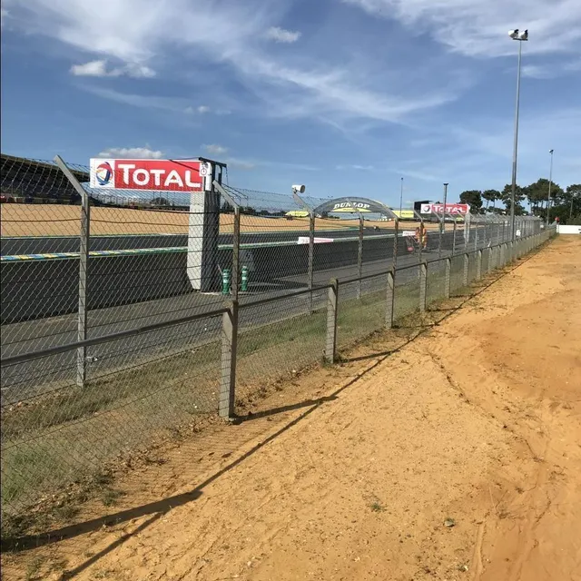 photo l’avantage cette année c’est qu’il n’y a pas trop de poussière.  ©  ouest-france