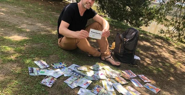 photo  benoît planchenault se déplace avec son jeu pour animer des ateliers.  &copy;  ouest-france 