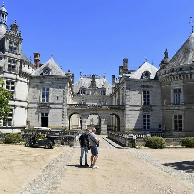 photo visite, escape, chasse au trésor… toutes les manières sont bonnes pour découvrir le château du lude.  ©  le maine libre – yvon loue