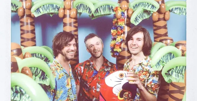 photo  le spectacke francky goes to pointe-à-pitre est prévu dimanche à 18 h 30.  &copy;  maxime fayaud / dinosaurus lab 